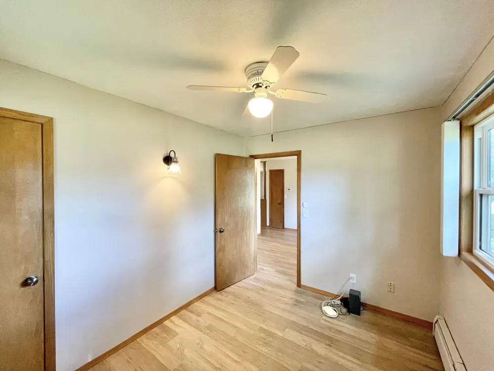403 S Paffrath Avenue Springfield, MN 56087