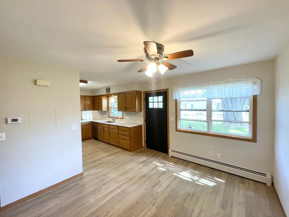 403 S Paffrath Avenue Springfield, MN 56087