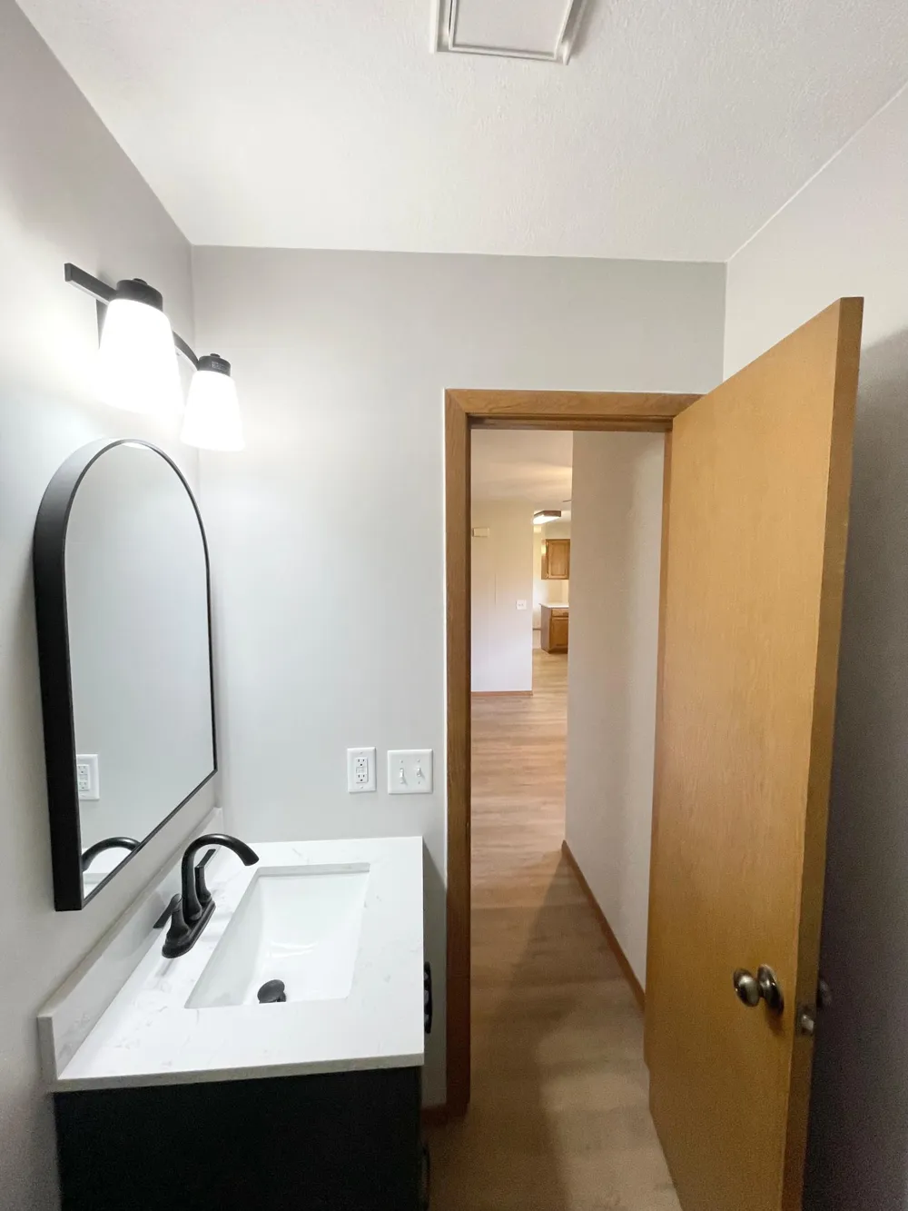 403 S Paffrath Avenue Springfield, MN 56087