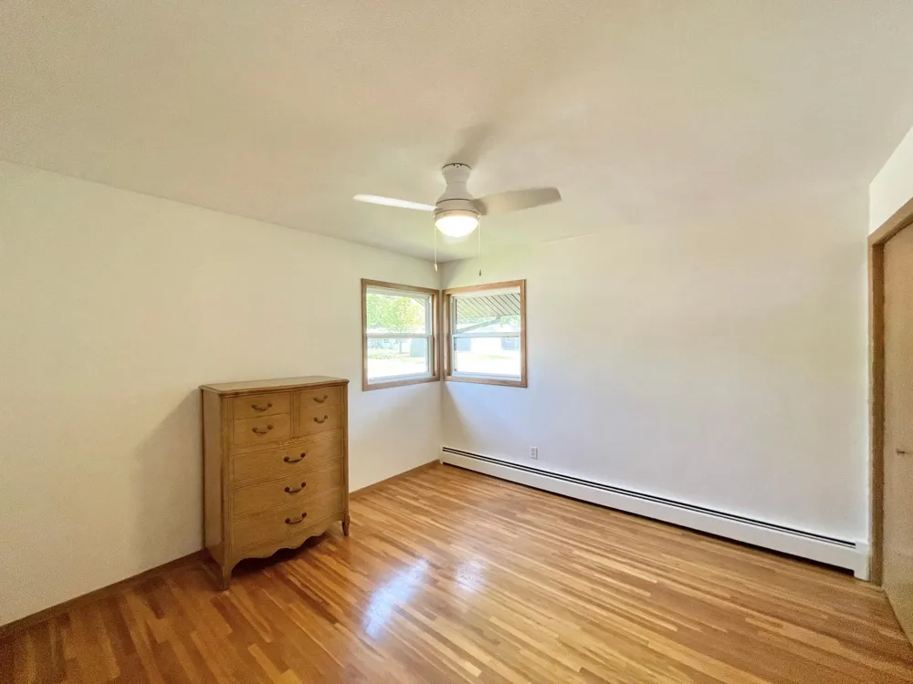 403 S Paffrath Avenue Springfield, MN 56087