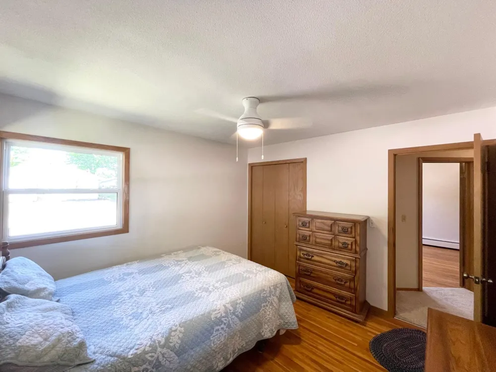 403 S Paffrath Avenue Springfield, MN 56087
