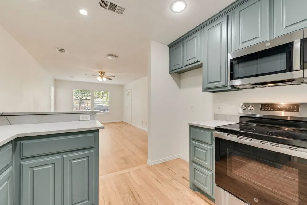 1223 Casa Vale Drive Dallas, TX 75218
