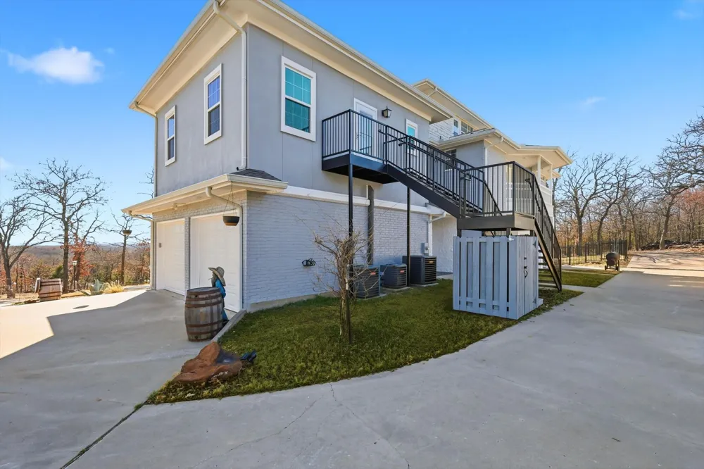 10325 E Fm 922 Tioga, TX 76271