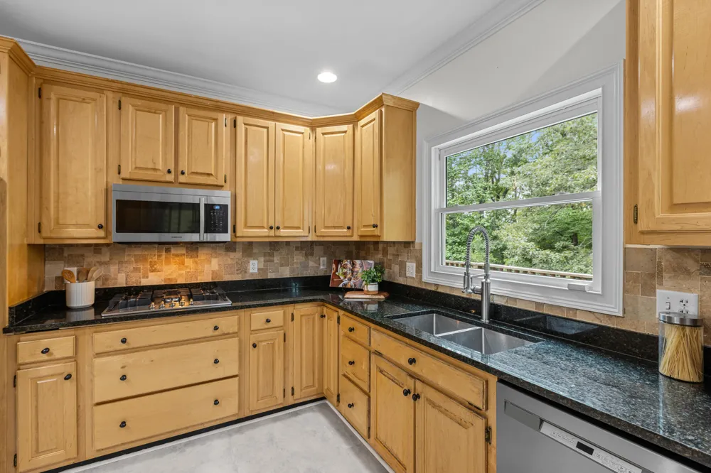 326 Charolais Trail Cohutta, GA 30710