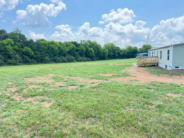 1690 Goodfield Road Decatur, TN 37322