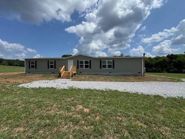 1690 Goodfield Road Decatur, TN 37322