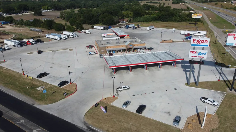 1951 South Magnolia Luling, TX 78648
