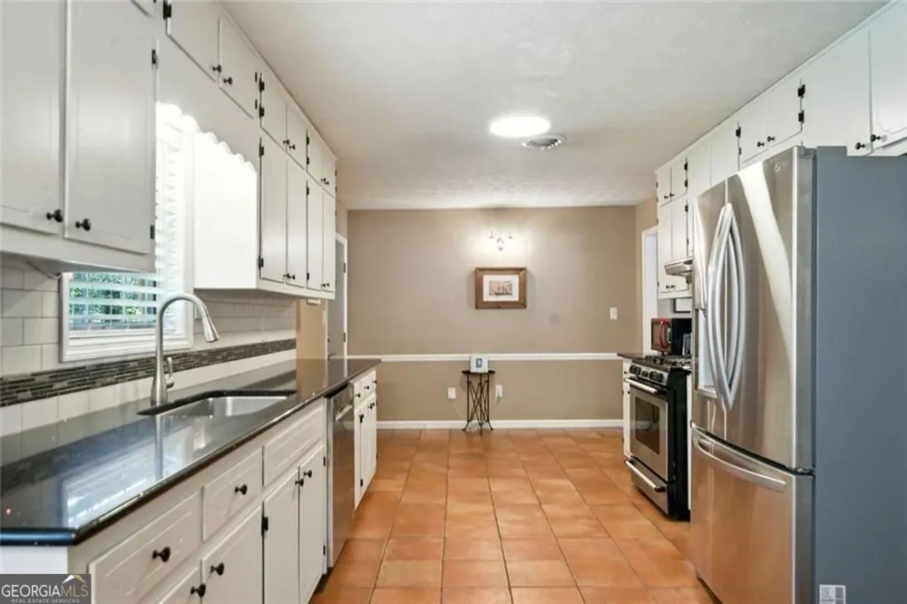 111 Brownsmill DR Grayson, GA 30017