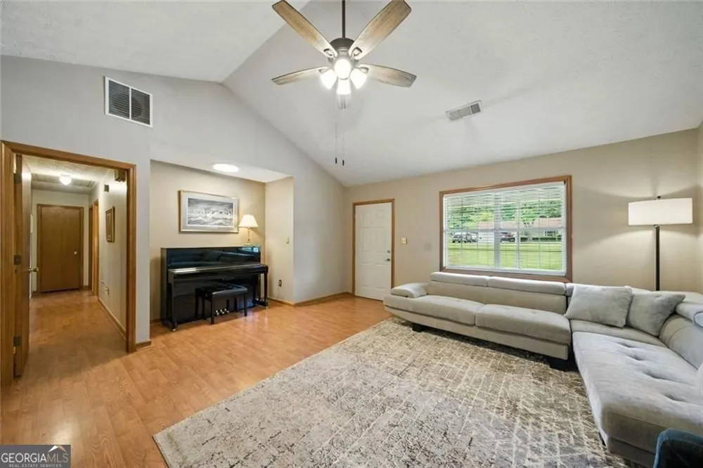 111 Brownsmill DR Grayson, GA 30017