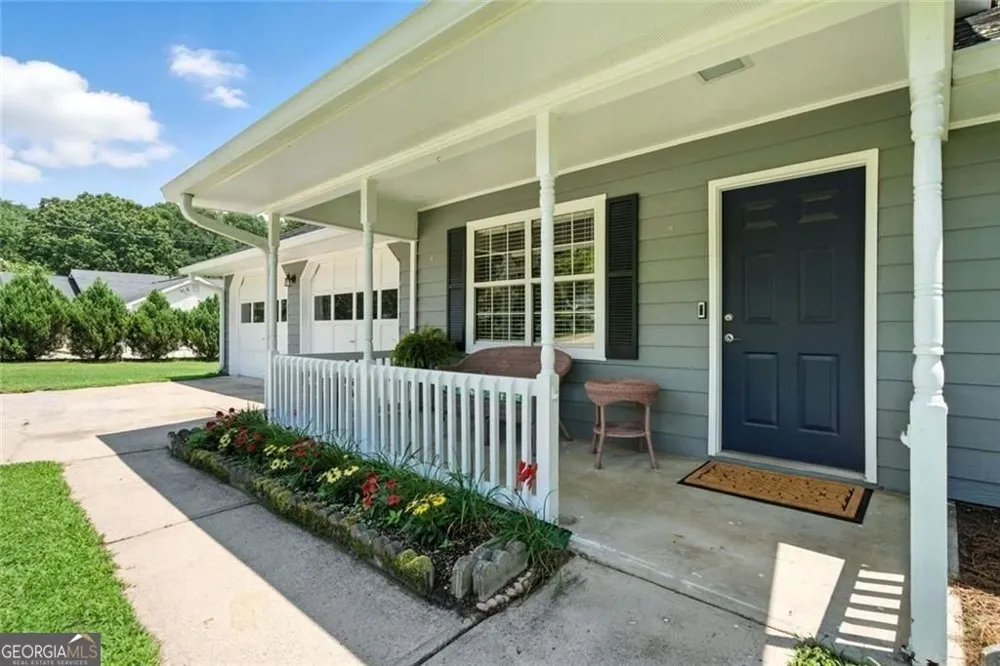 111 Brownsmill DR Grayson, GA 30017