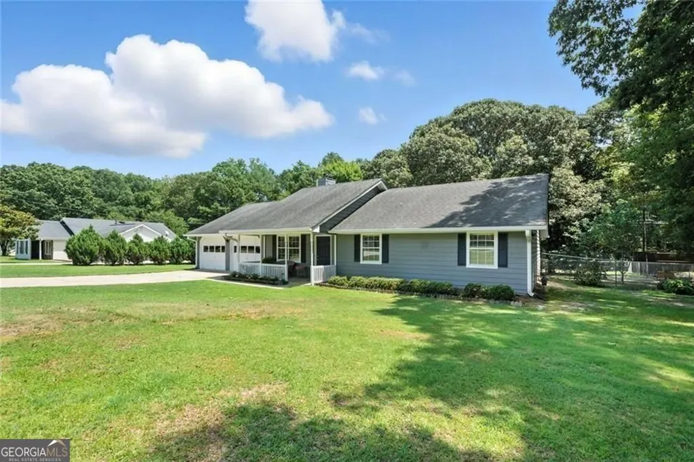 111 Brownsmill DR Grayson, GA 30017