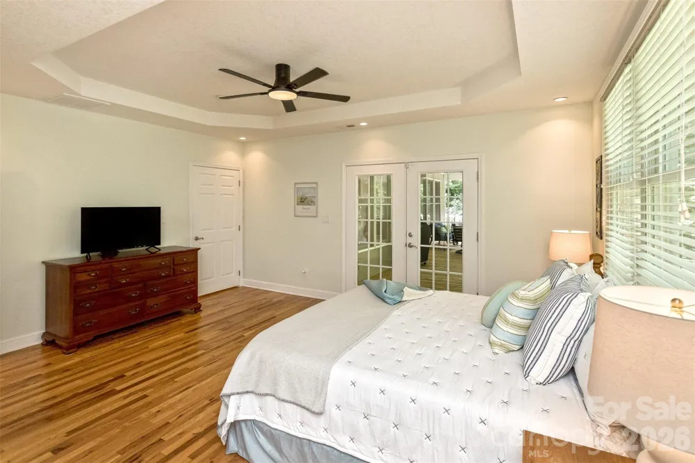 2 Birkdale Drive Weaverville, NC 28787