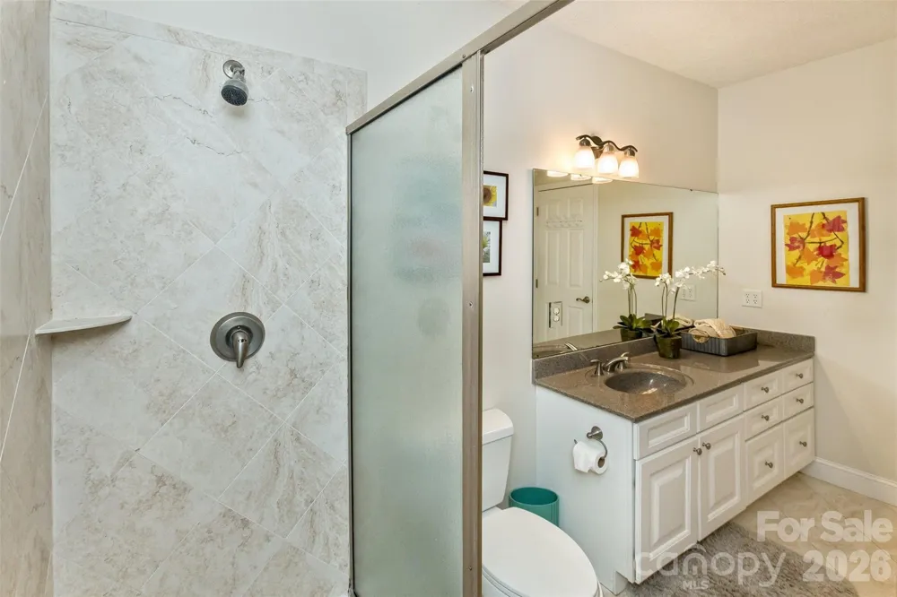 2 Birkdale Drive Weaverville, NC 28787