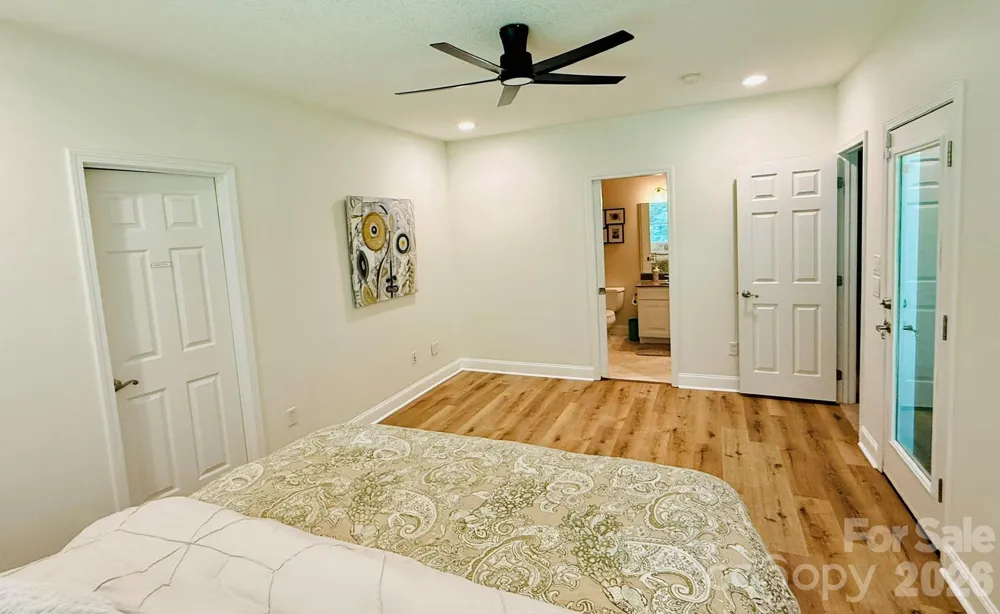 2 Birkdale Drive Weaverville, NC 28787