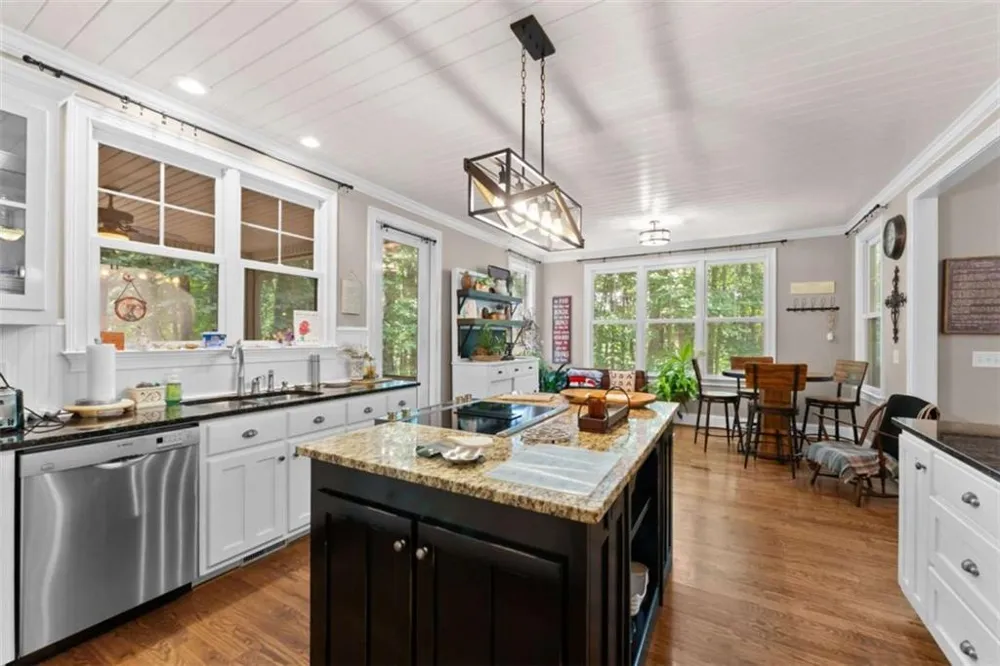 746 Plum Lane Clarkesville, GA 30523