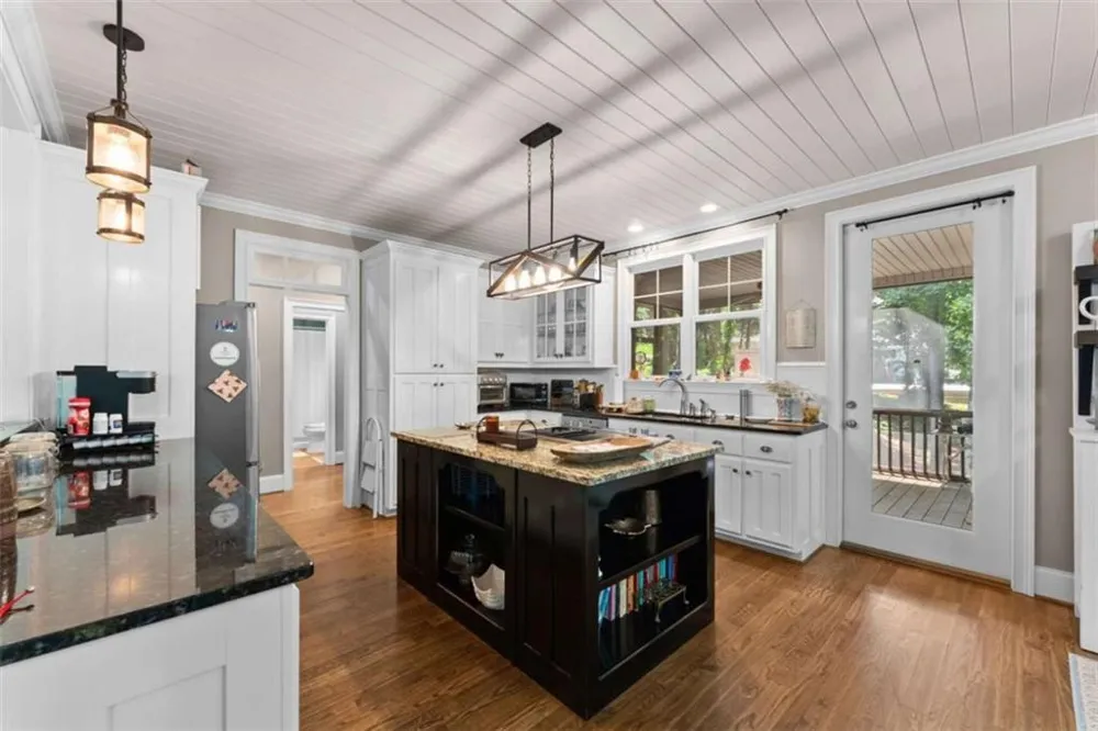 746 Plum Lane Clarkesville, GA 30523
