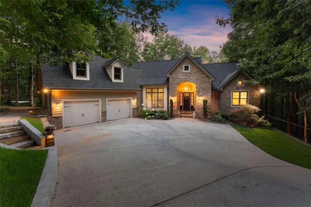 746 Plum Lane Clarkesville, GA 30523