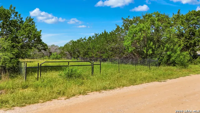 378 Medina Dr Bandera, TX 78003