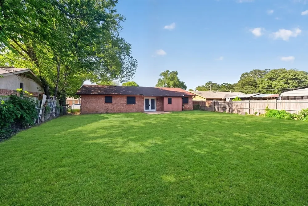 3856 Brambleton Place Forest Hill, TX 76119