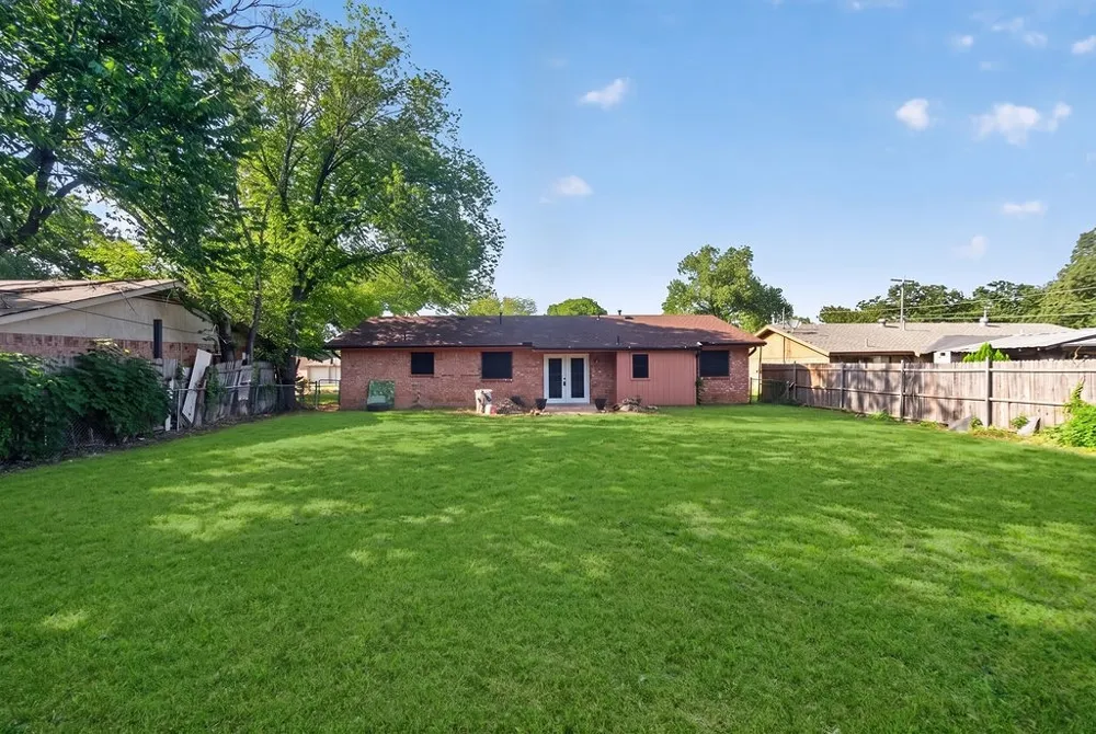 3856 Brambleton Place Forest Hill, TX 76119