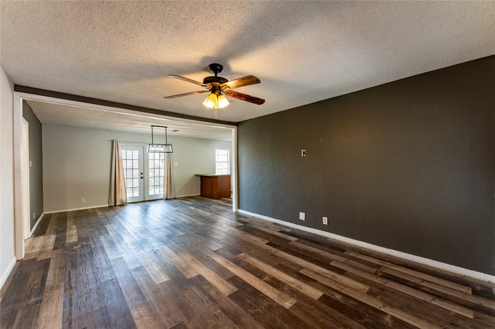 980 29th Street SE Paris, TX 75460