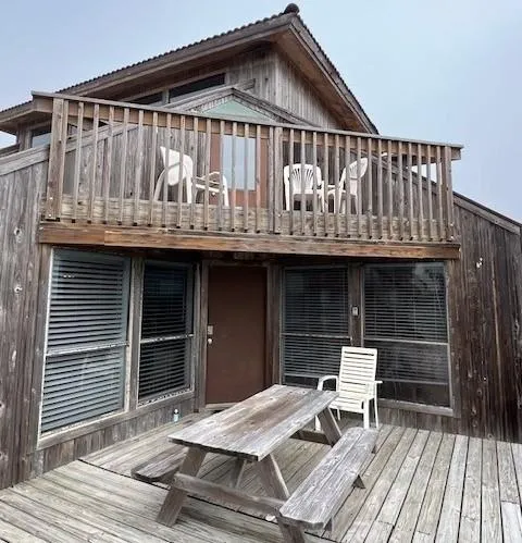305 Private Road 640 #50 Matagorda, TX 77457