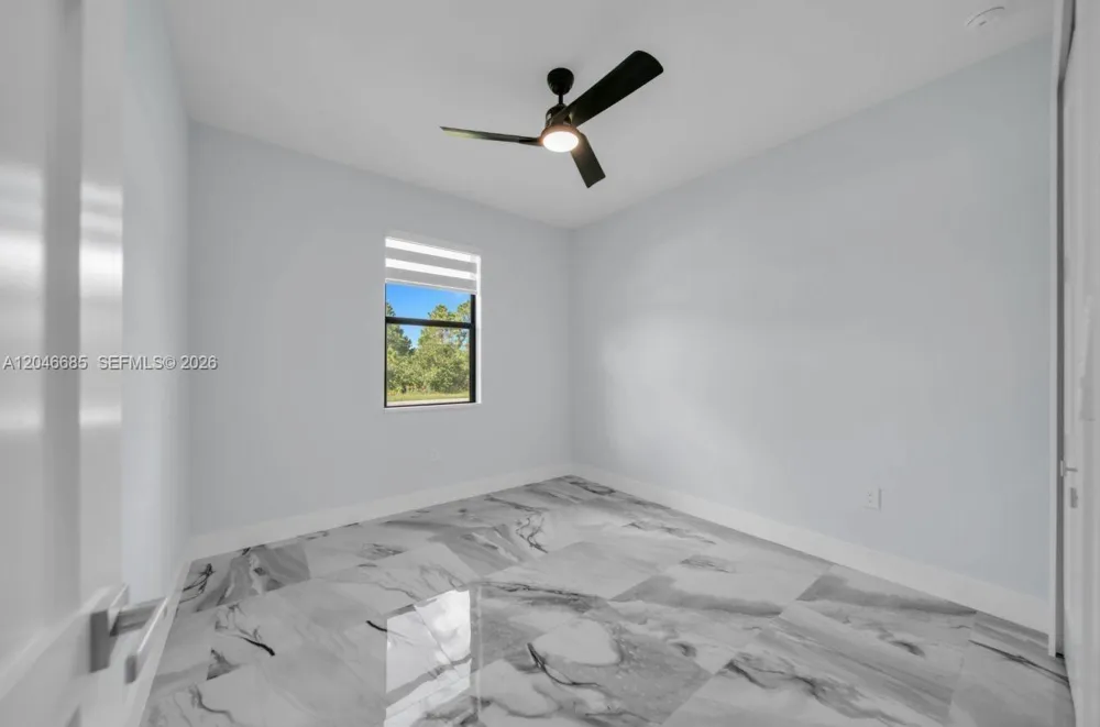 204 E 10th St Lehigh Acres, FL 33972
