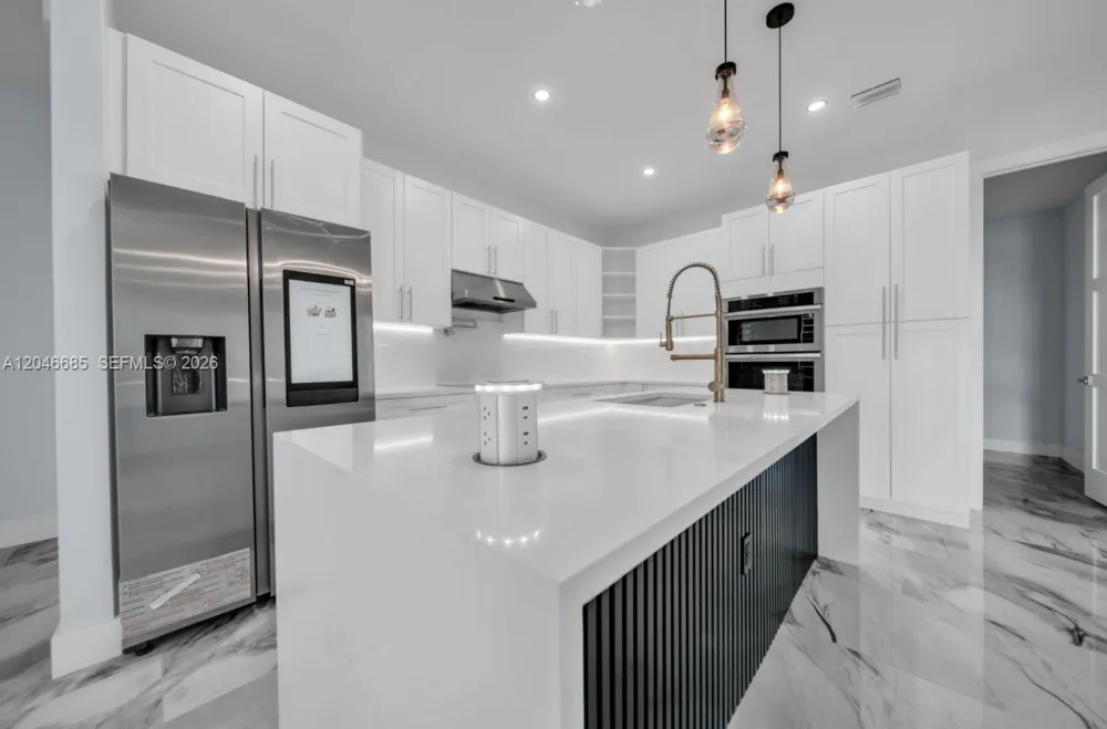 204 E 10th St Lehigh Acres, FL 33972