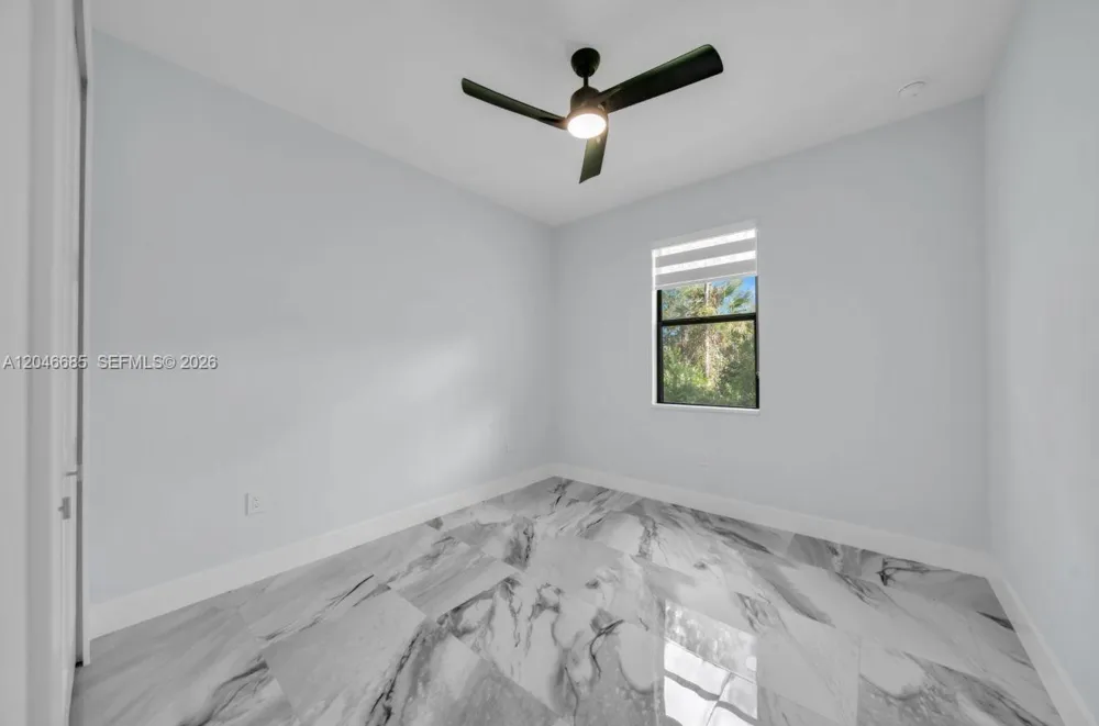 204 E 10th St Lehigh Acres, FL 33972