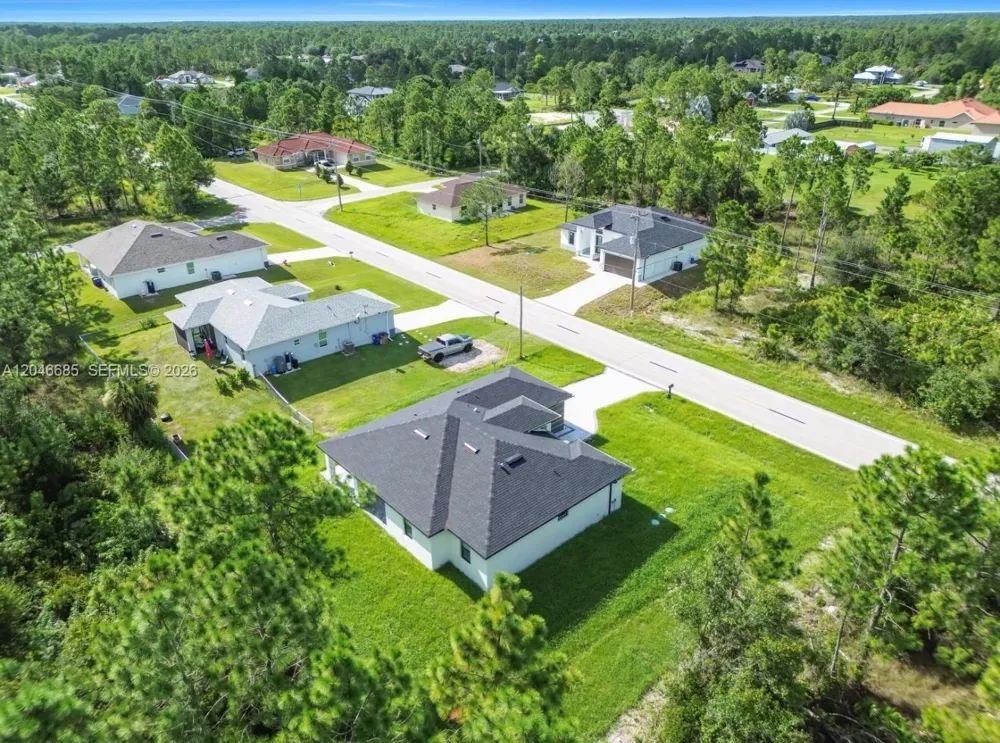 204 E 10th St Lehigh Acres, FL 33972