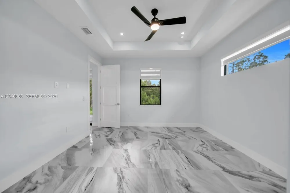 204 E 10th St Lehigh Acres, FL 33972