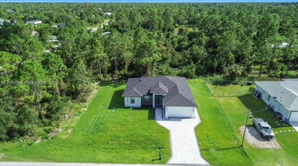 204 E 10th St Lehigh Acres, FL 33972