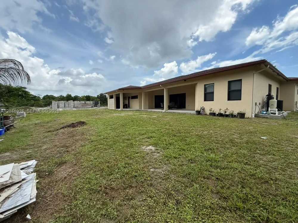 13085 78th Pl N Loxahatchee, FL 33412