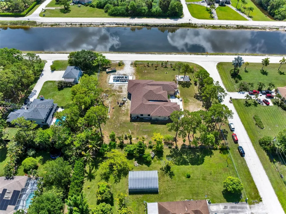 13085 78th Pl N Loxahatchee, FL 33412