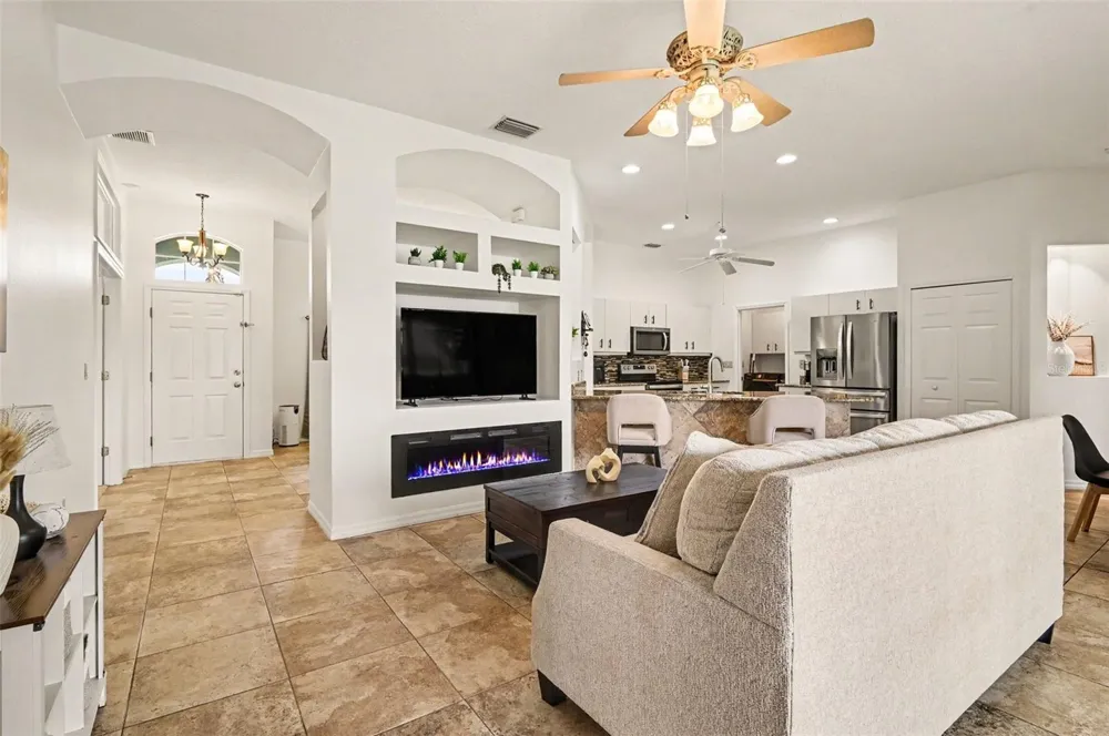 1754 TRIBUTORY LN Port Orange, FL 32128