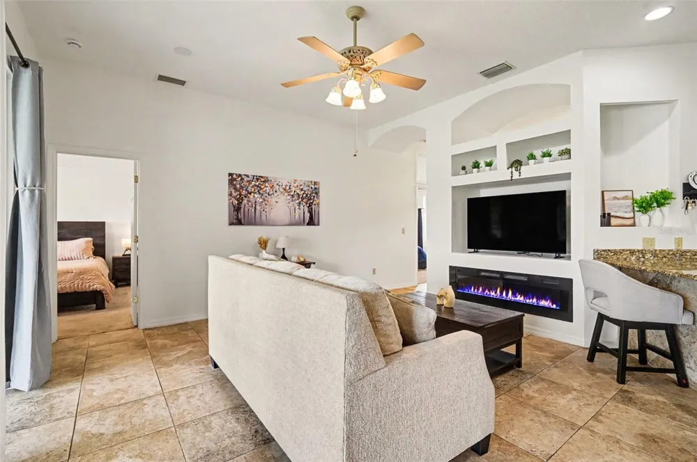 1754 TRIBUTORY LN Port Orange, FL 32128