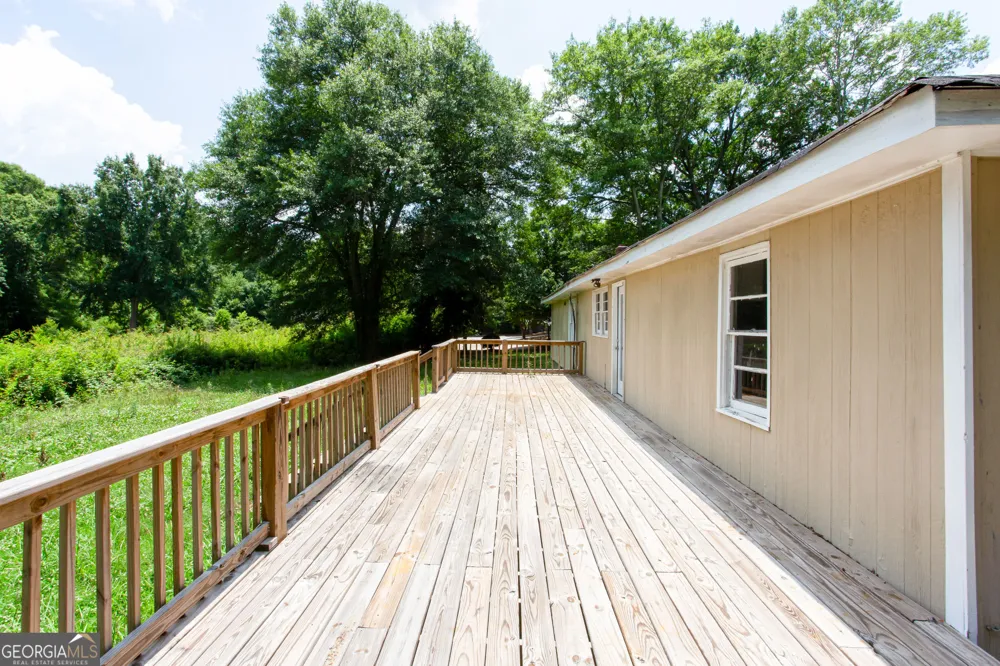 2758 Five Forks Trickum RD Lawrenceville, GA 30044