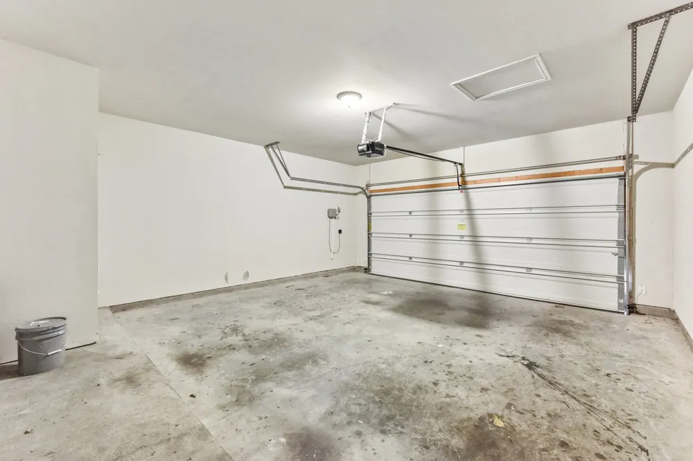 105 GREEN JAY DRIVE Jarrell, TX 76537