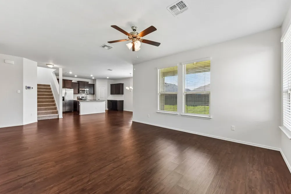 105 GREEN JAY DRIVE Jarrell, TX 76537