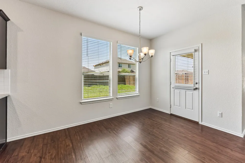 105 GREEN JAY DRIVE Jarrell, TX 76537