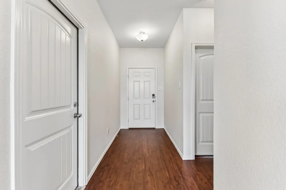 105 GREEN JAY DRIVE Jarrell, TX 76537