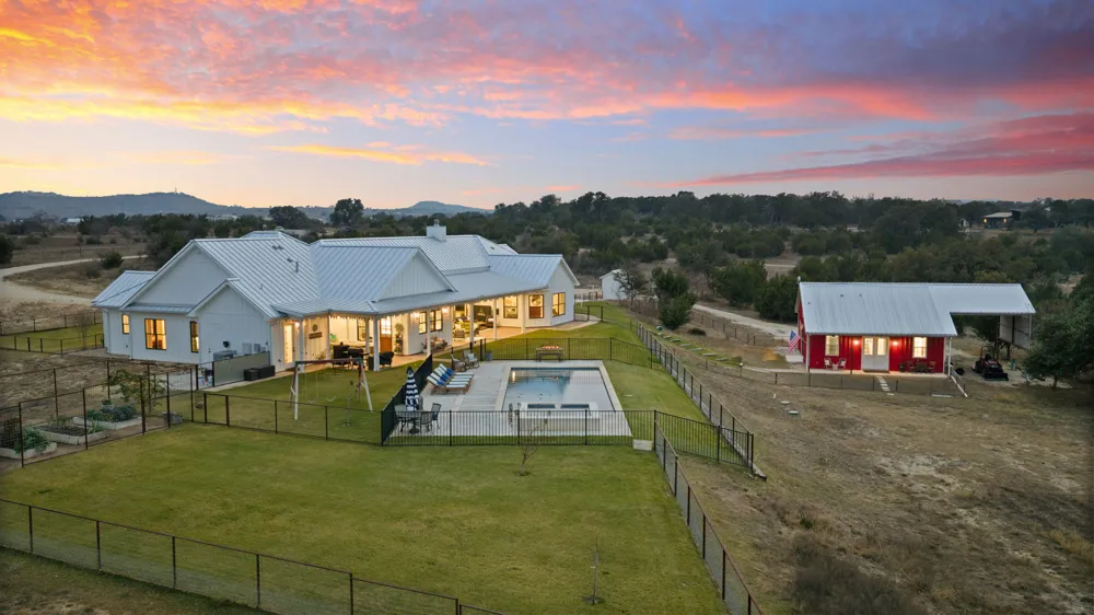 452 Southwick Ranch Road Johnson City, TX 78636