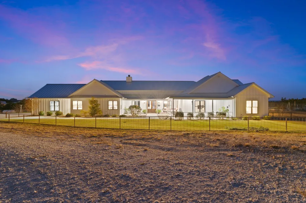 452 Southwick Ranch Road Johnson City, TX 78636