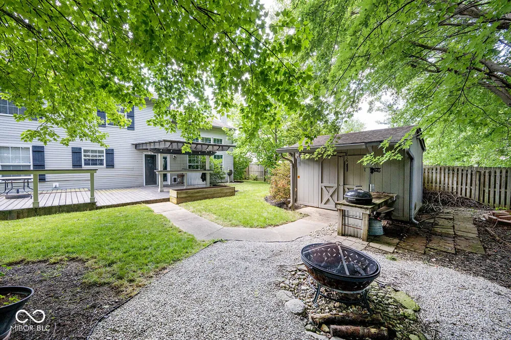 111 Oakview Drive Mooresville, IN 46158