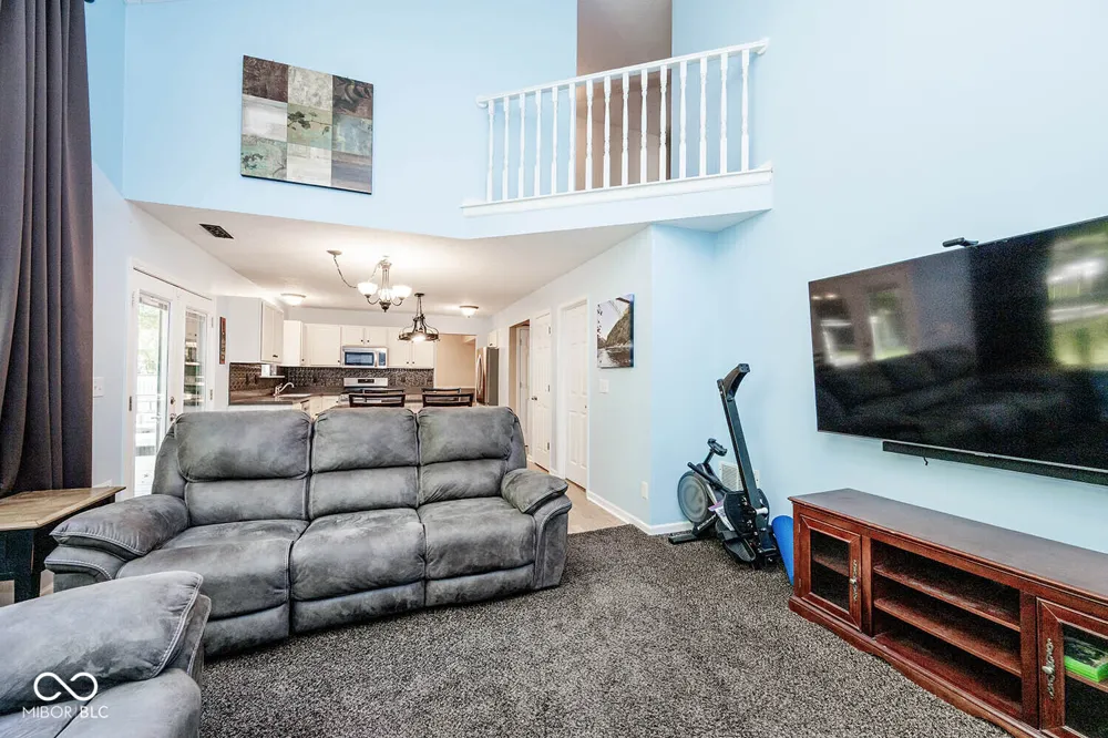 111 Oakview Drive Mooresville, IN 46158