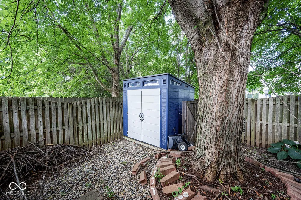 111 Oakview Drive Mooresville, IN 46158