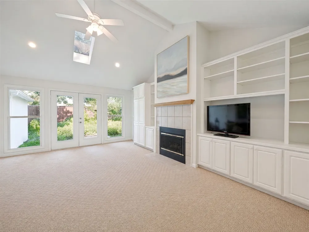 3032 Hollandale Lane Farmers Branch, TX 75234
