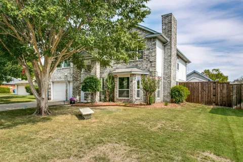 2204 Winslow Court