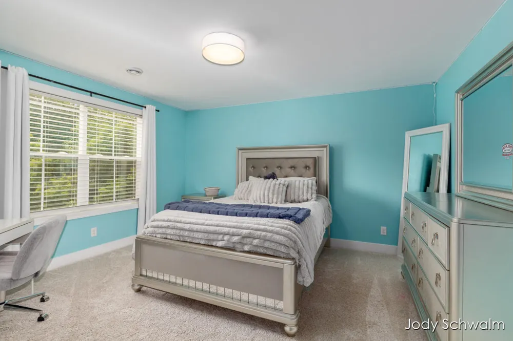 3619 12 Mile Road NE Rockford, MI 49341
