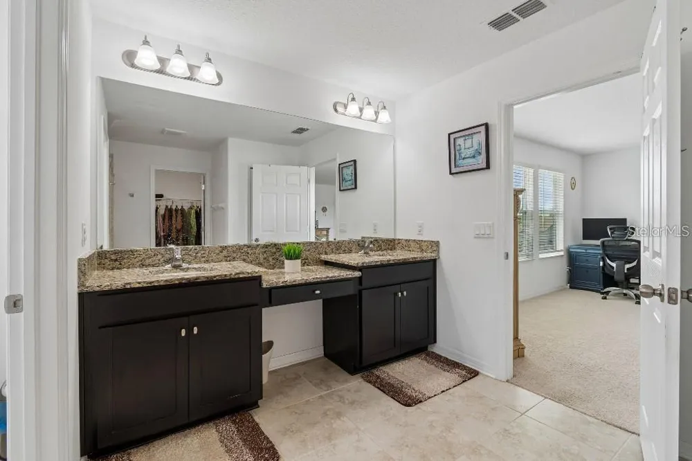 16011 SONOMA GROVE CIRCLE Tampa, FL 33647